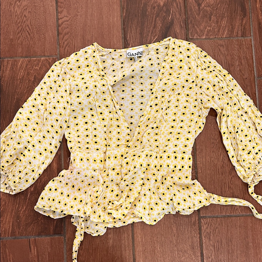 Ganni size 38 front wrap tie sunflower top